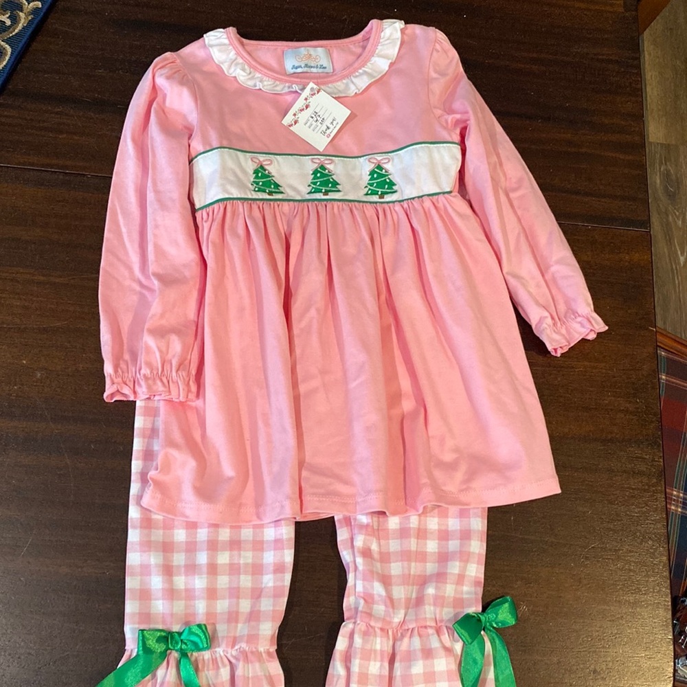 CB Boutique Girls Sz. 6/7 -2pc set Christmas Tree Pink Plaid